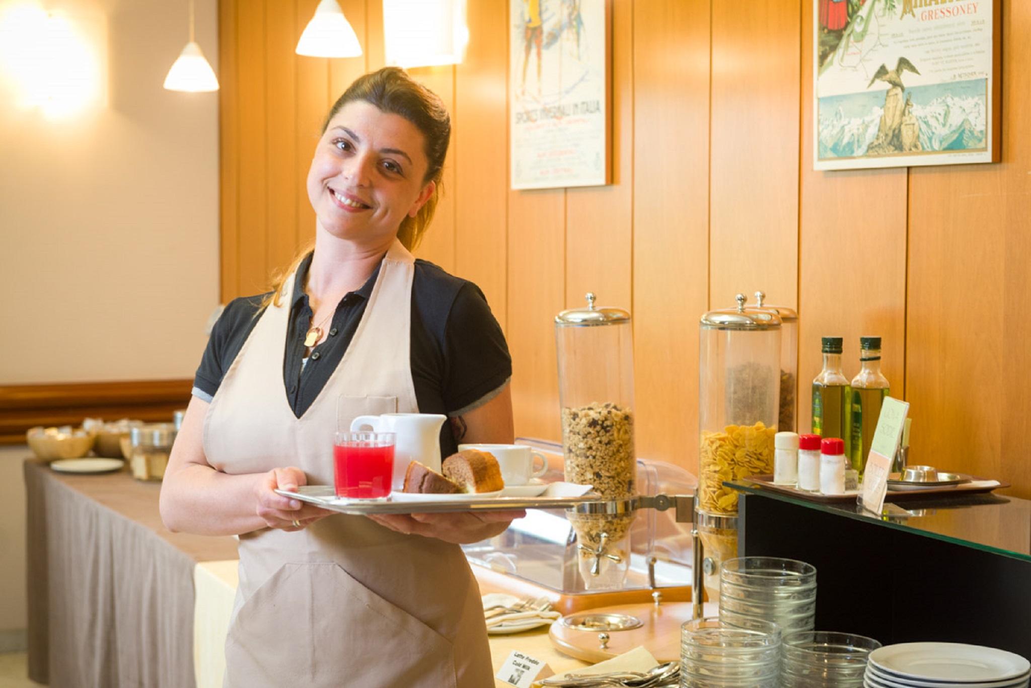 Hotel Des Alpes Rosta Екстериор снимка